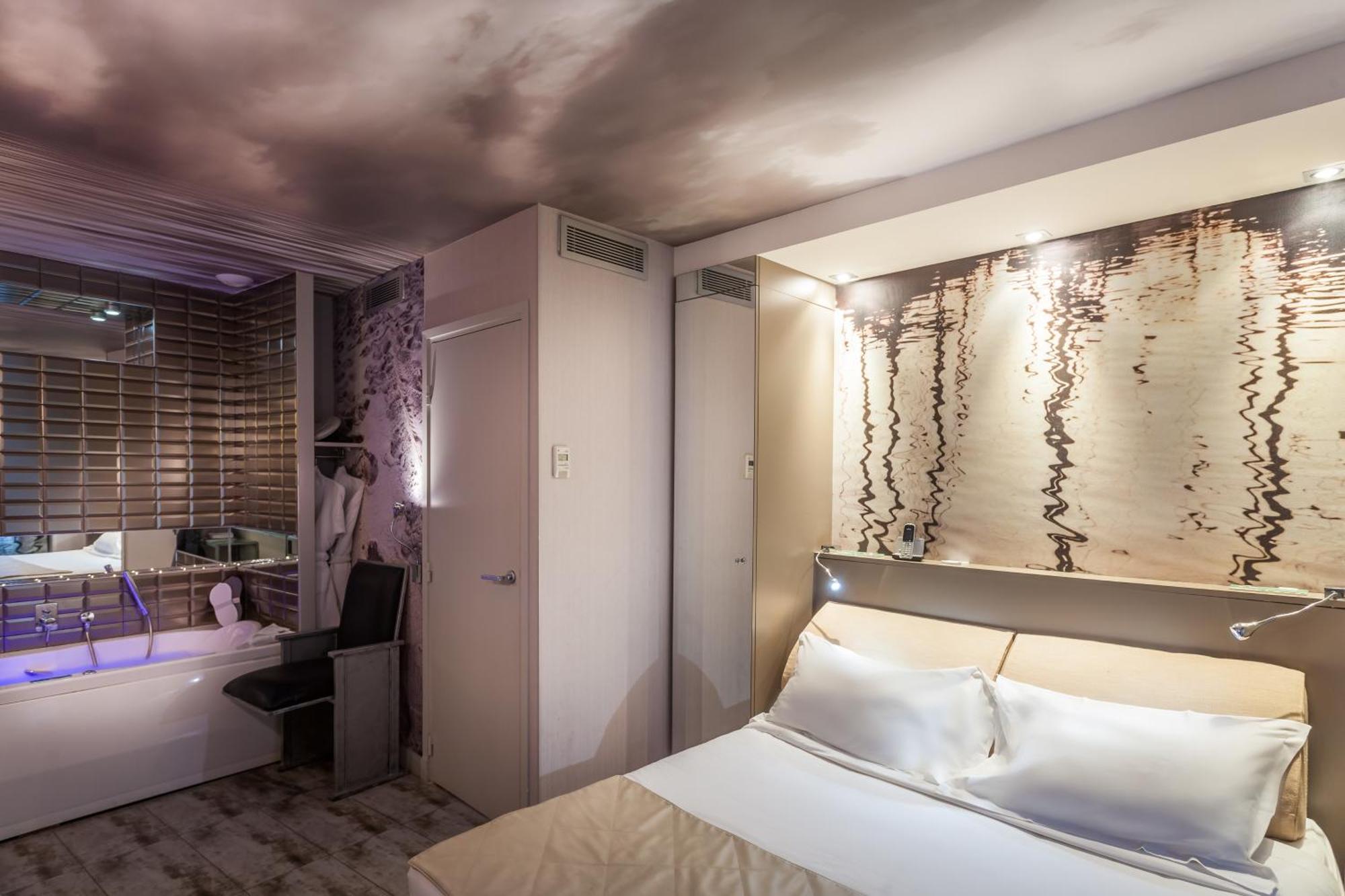 Balneo Double Room Chromotherapy Bath