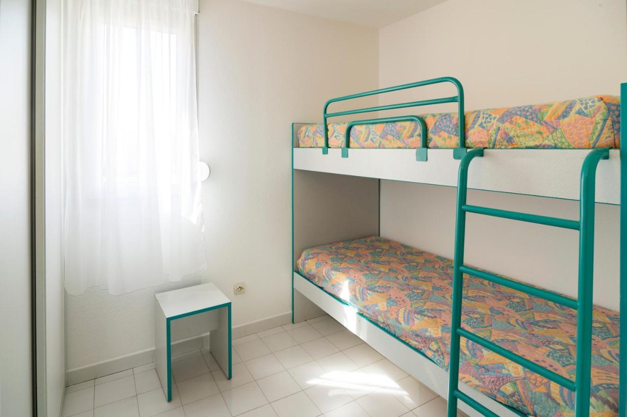 Two-Bedroom Apartment,771086644:JPEG