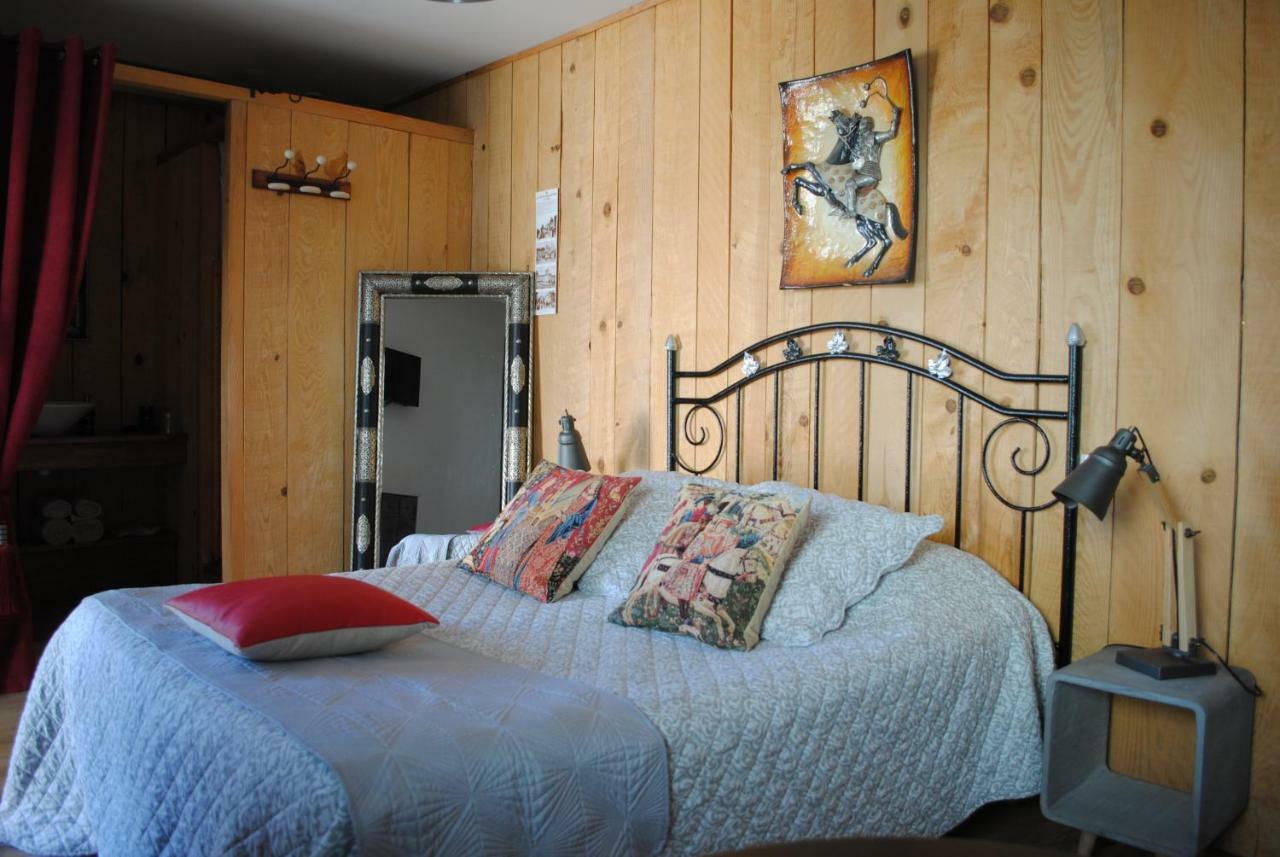 Double Room,1652773076:JPEG