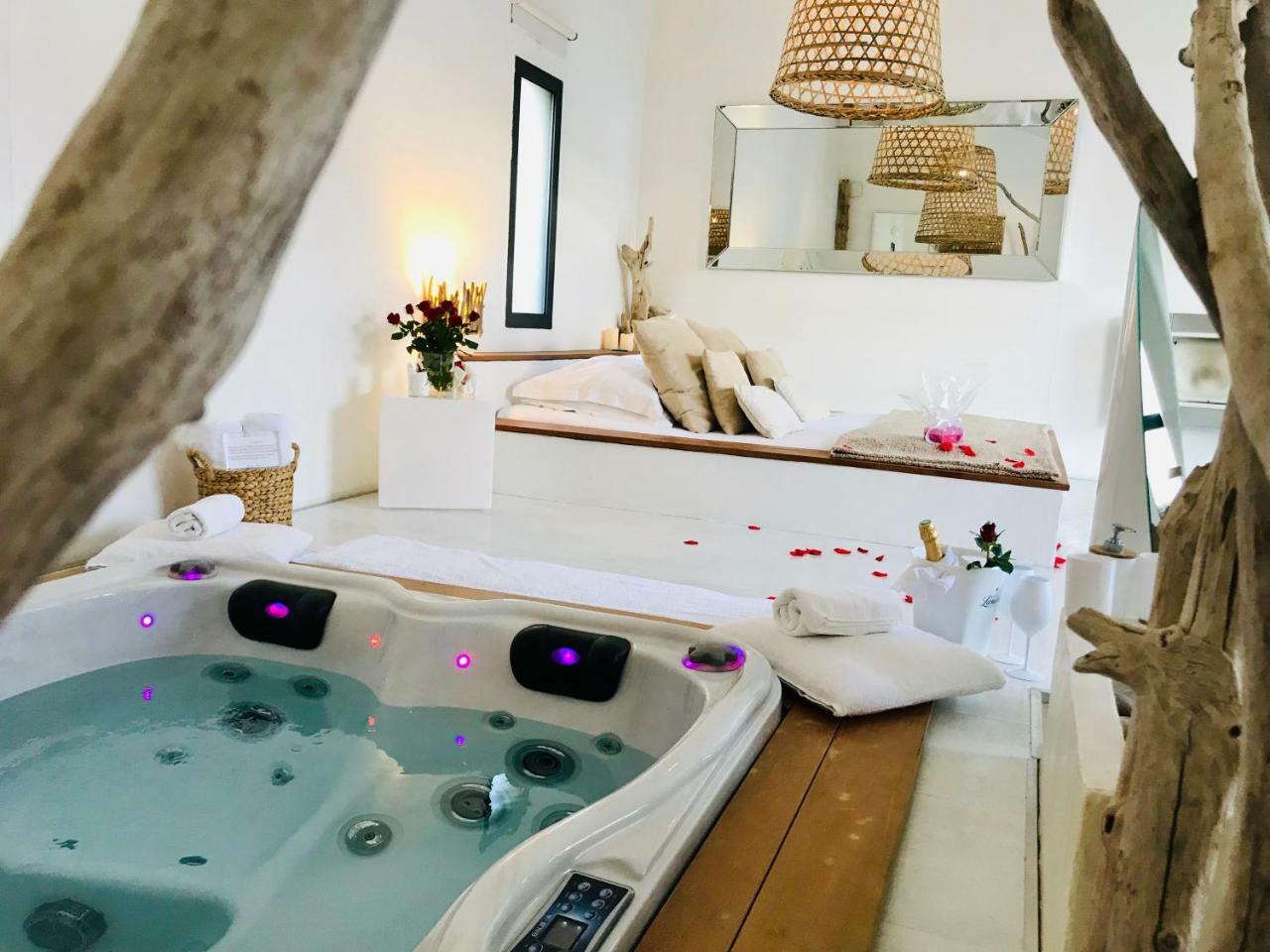 Suite Hot Tub