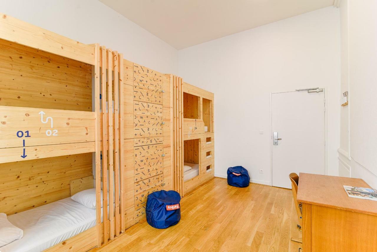 Bunk Bed 4-Bed Mixed Dormitory Room
