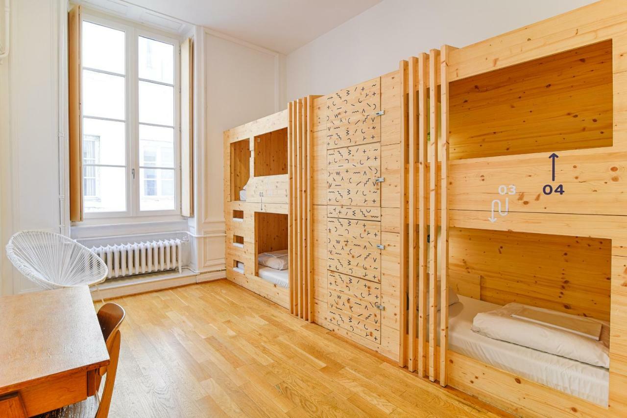 Bunk Bed 4-Bed Mixed Dormitory Room