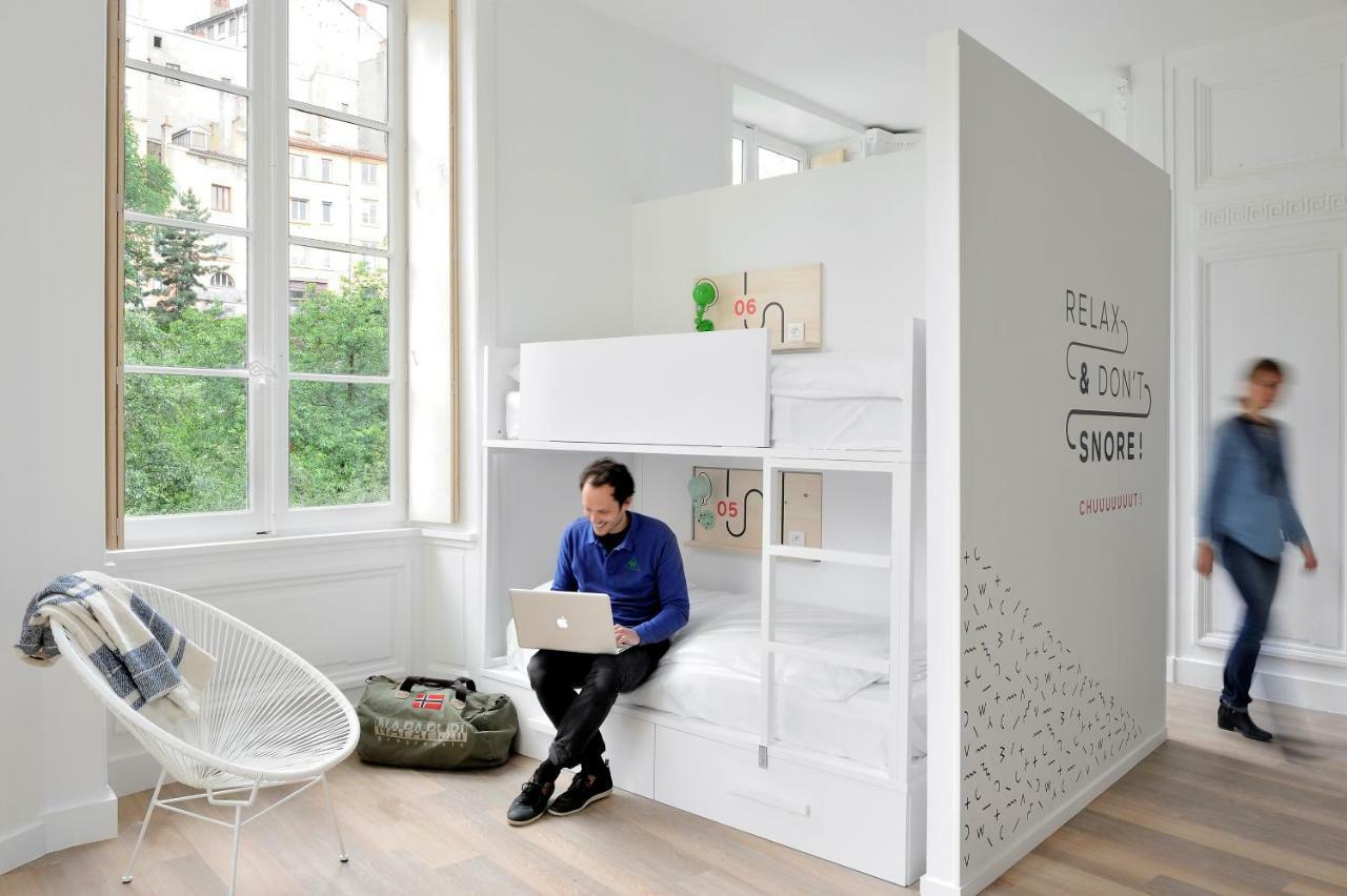 Bunk Bed Mixed Dormitory Room