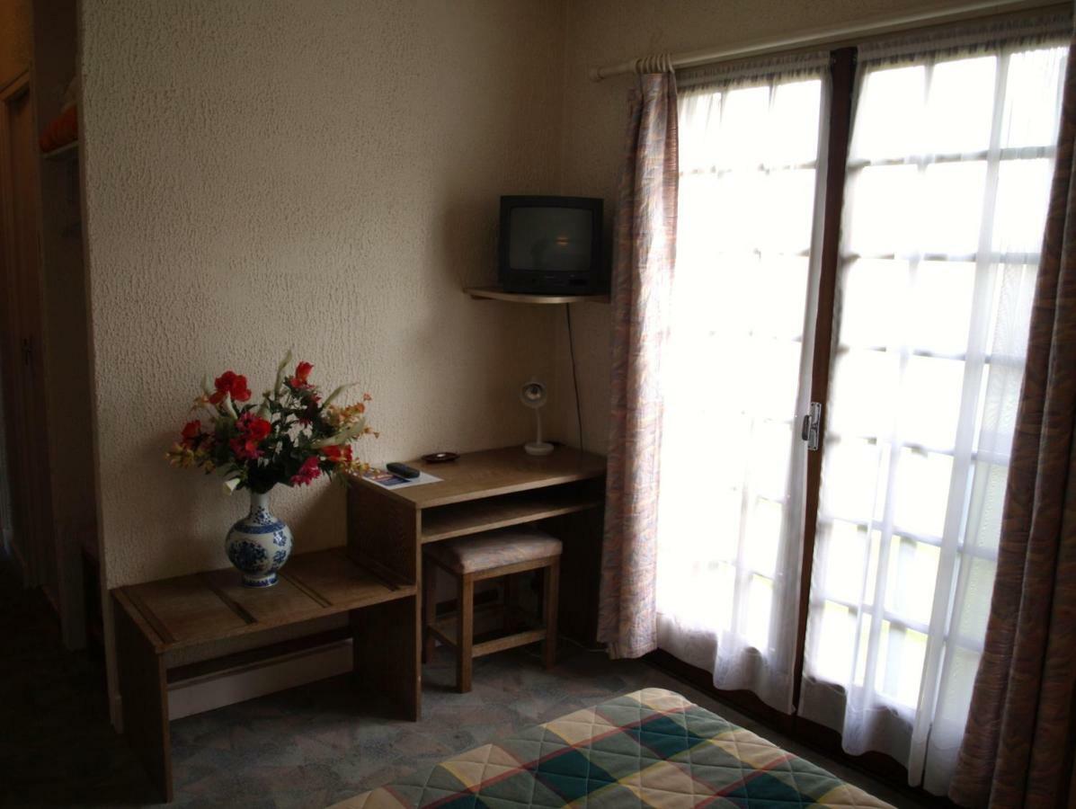 Budget Double Room,917775211:JPEG