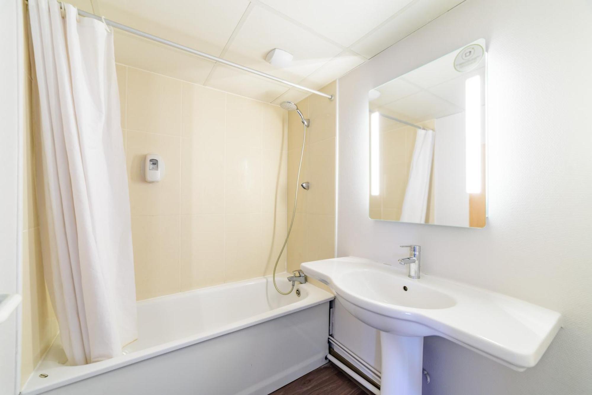 Double Room,846186197:JPEG