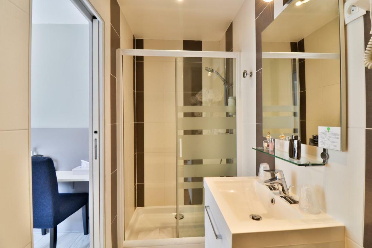 Comfort Quadruple Room - Swimming pool view