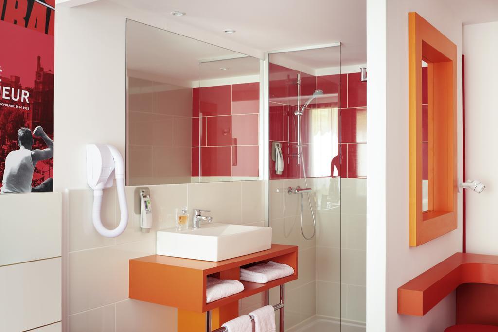 Standard Two Single Bed,1704976687:JPEG