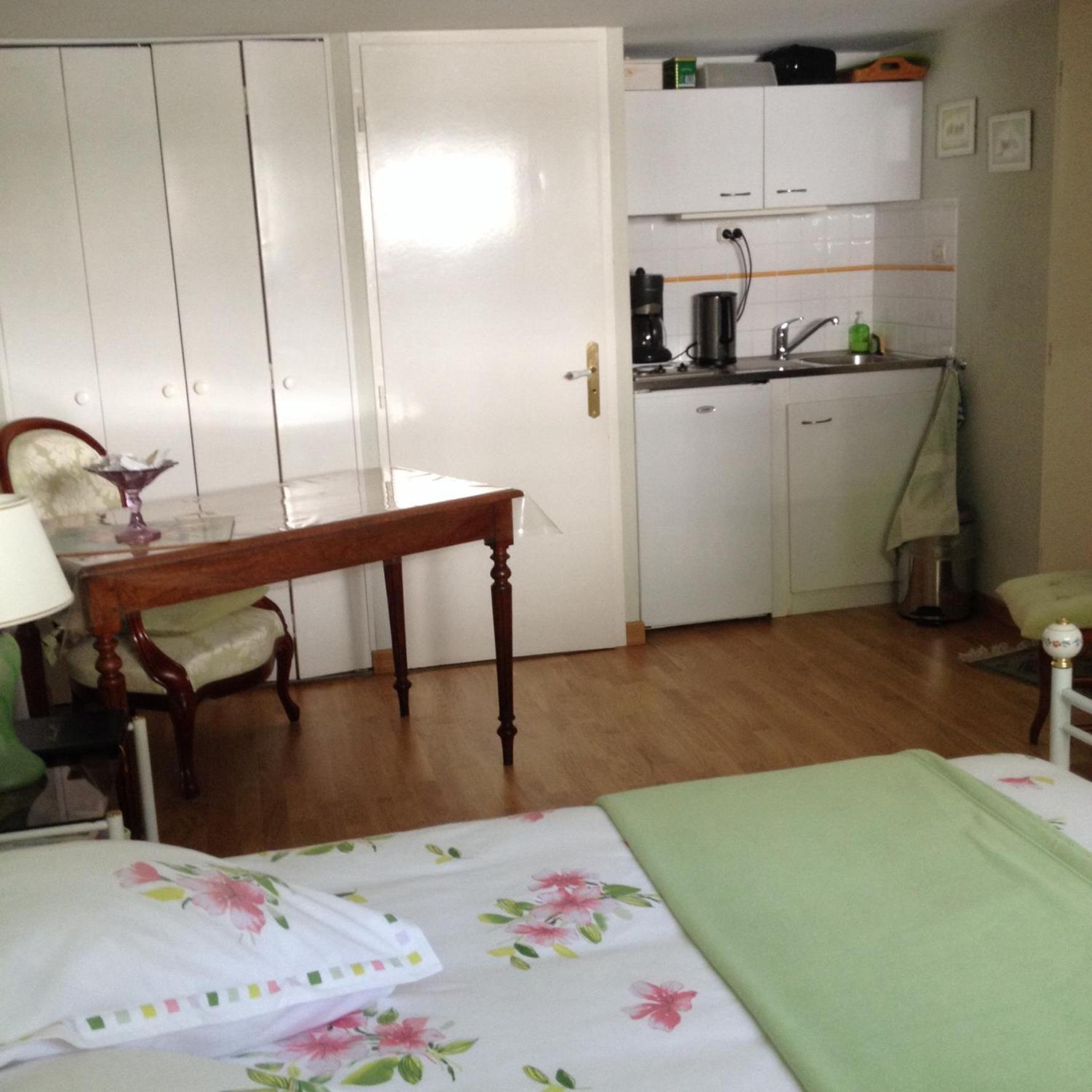 Double Room,1032418112:JPEG