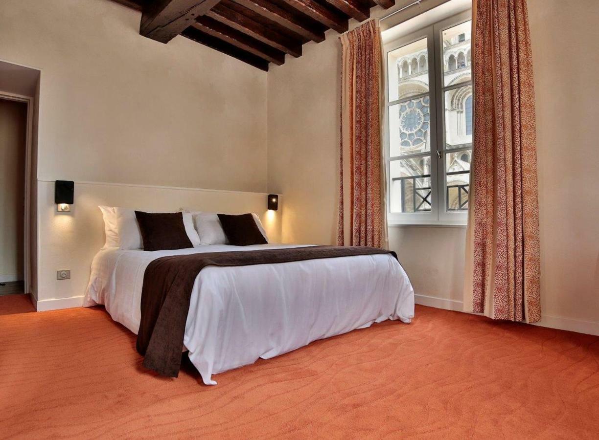 Large Double Room,829281944:JPEG