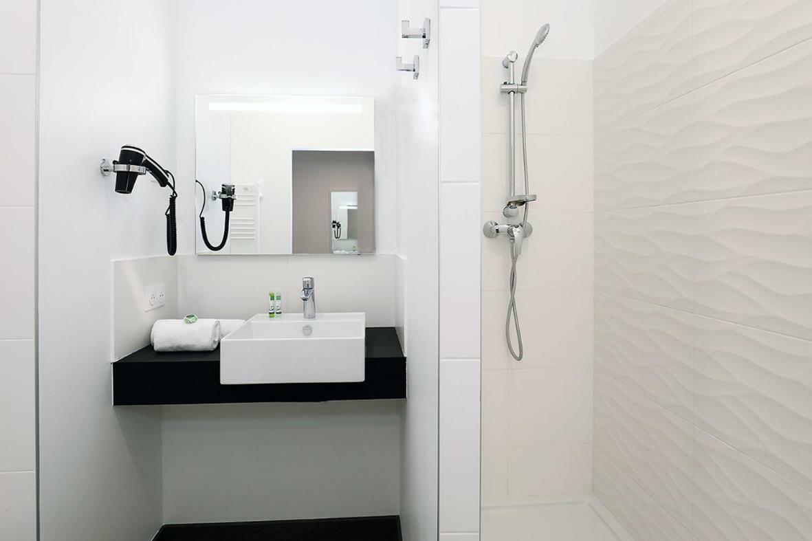 Business Double Room,829760963:JPEG