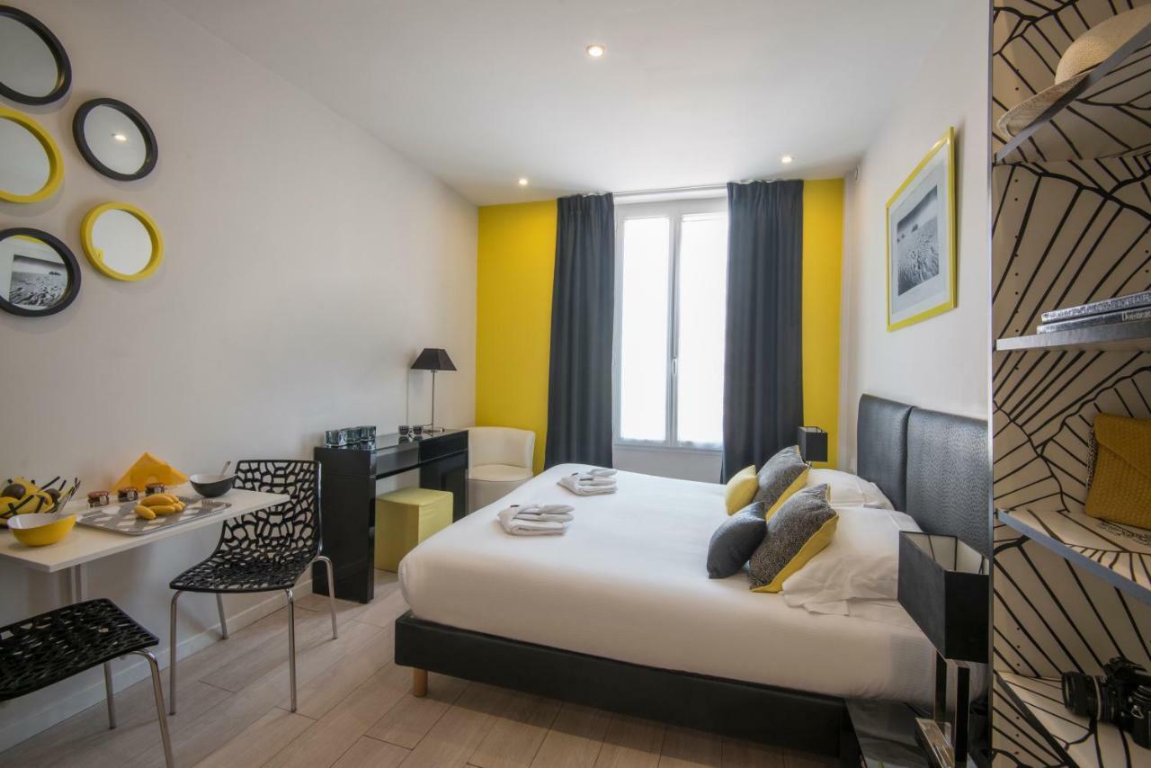 Superior Studio,830029661:JPEG