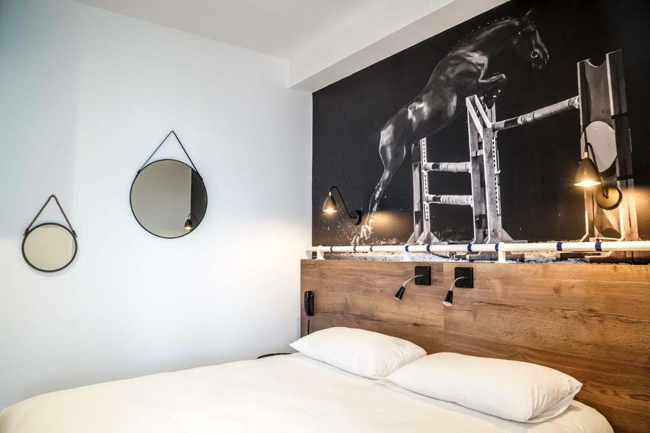 Standard Double Room,834821573:JPEG