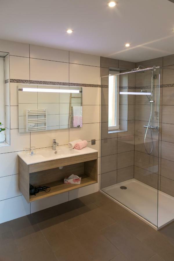 Double or Twin Room Private Bathroom
