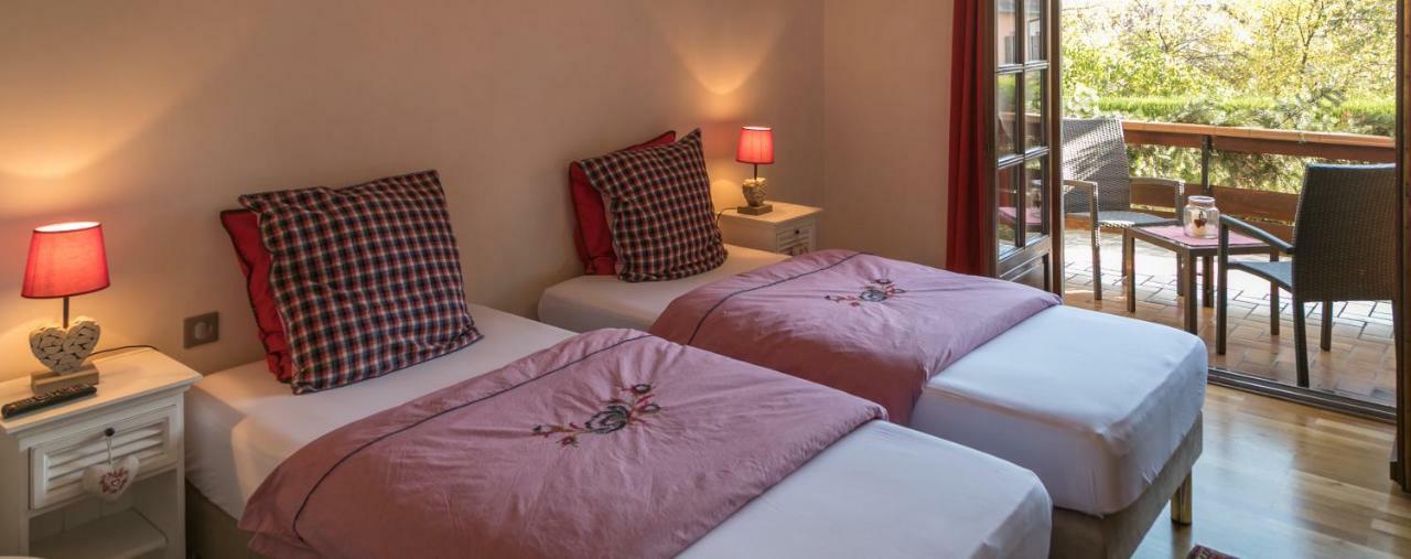 Double or Twin Room Private Bathroom