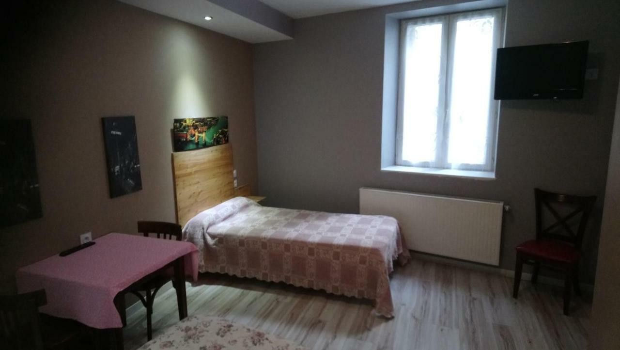 Double Room,853859792:JPEG