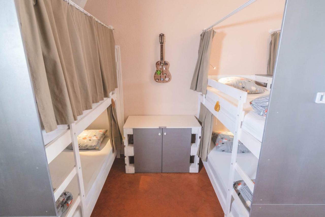 Bed 6-Bed Female Dormitory Room women only