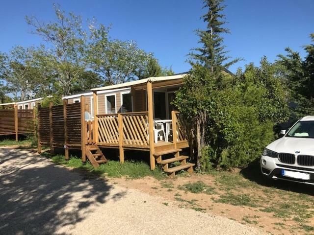 Mobil home Vaucluse – 6 personnes, 3 chambres, spa privatif sur la terrasse, tv, climatisation, lave-vaisselle,890147683:JPEG