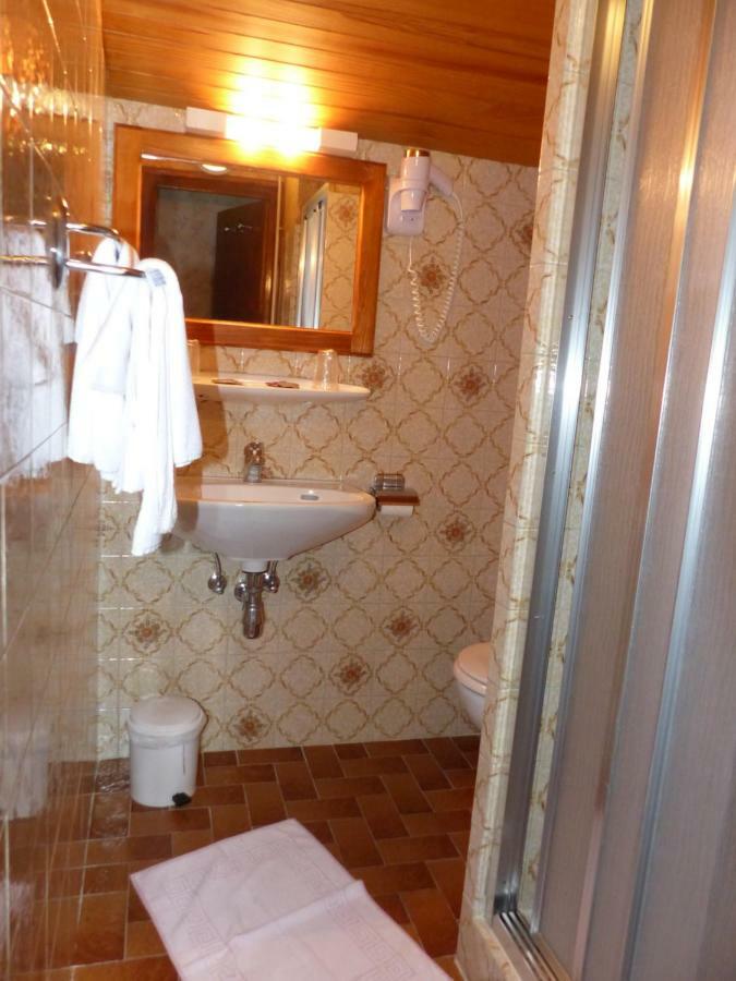 Double Room South Balcony with Mountain View,1068480922:JPEG