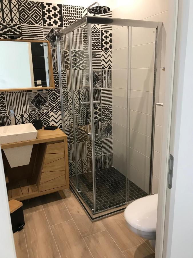 Chambre Deluxe (2 Adultes + 1 Enfant)