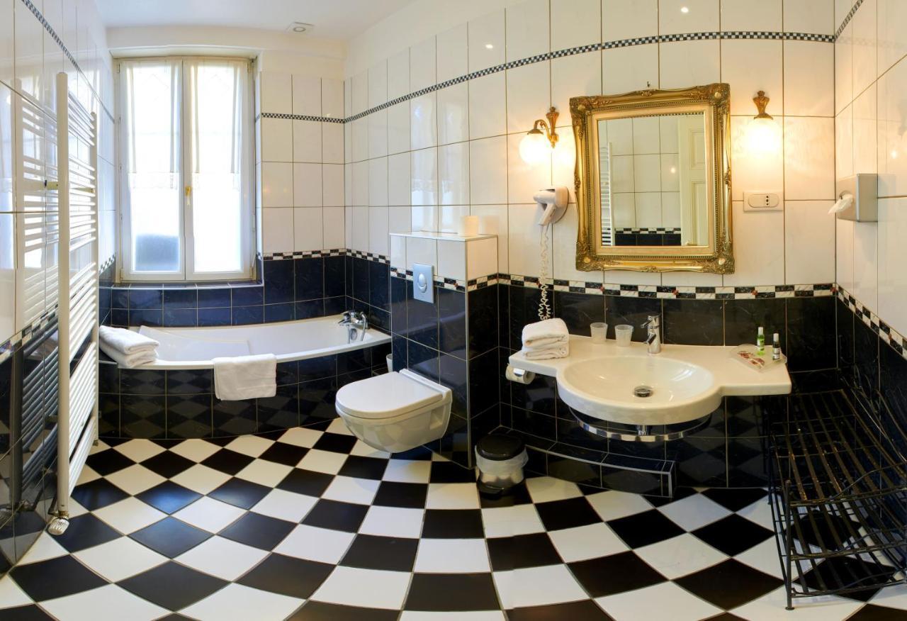 Superior Double or Twin Room,1670698498:JPEG
