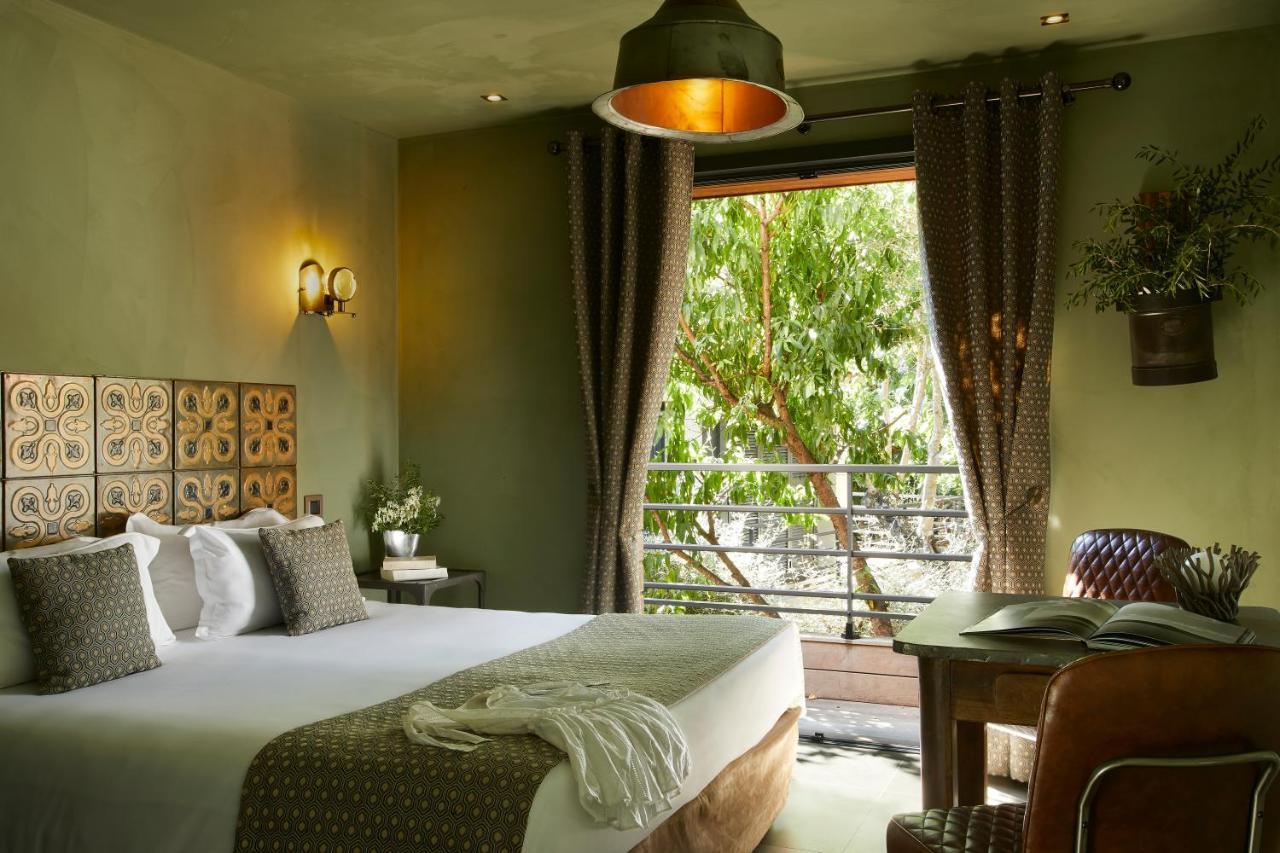 Deluxe Double Room with Balcony,925764478:JPEG