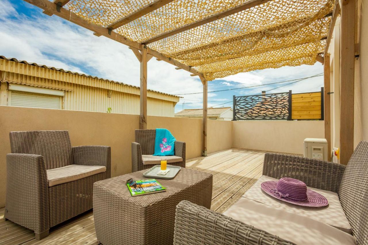 Quadruple Room with Terrace,926436661:JPEG