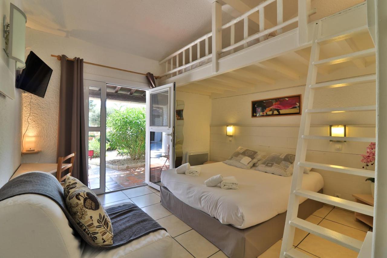 Triple Room Mezzanine,927910543:JPEG