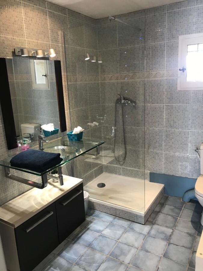 Triple Room Private External Bathroom