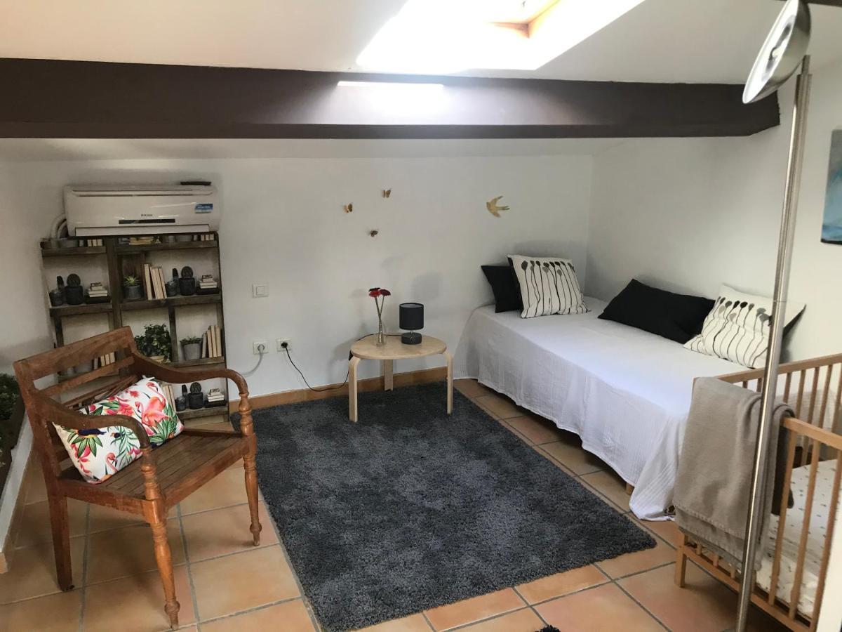 Triple Room Private External Bathroom
