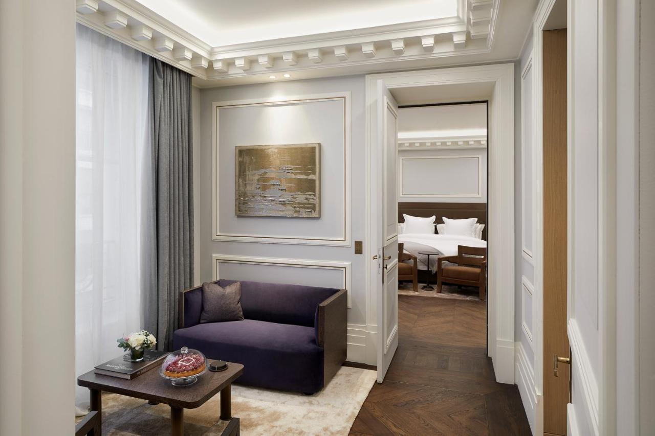 Deluxe Suite private access to Jacuzzi Sauna Hamman
