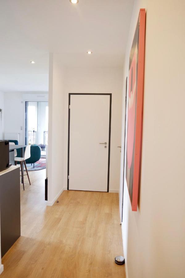 Apartment with Terrace,987934210:JPEG