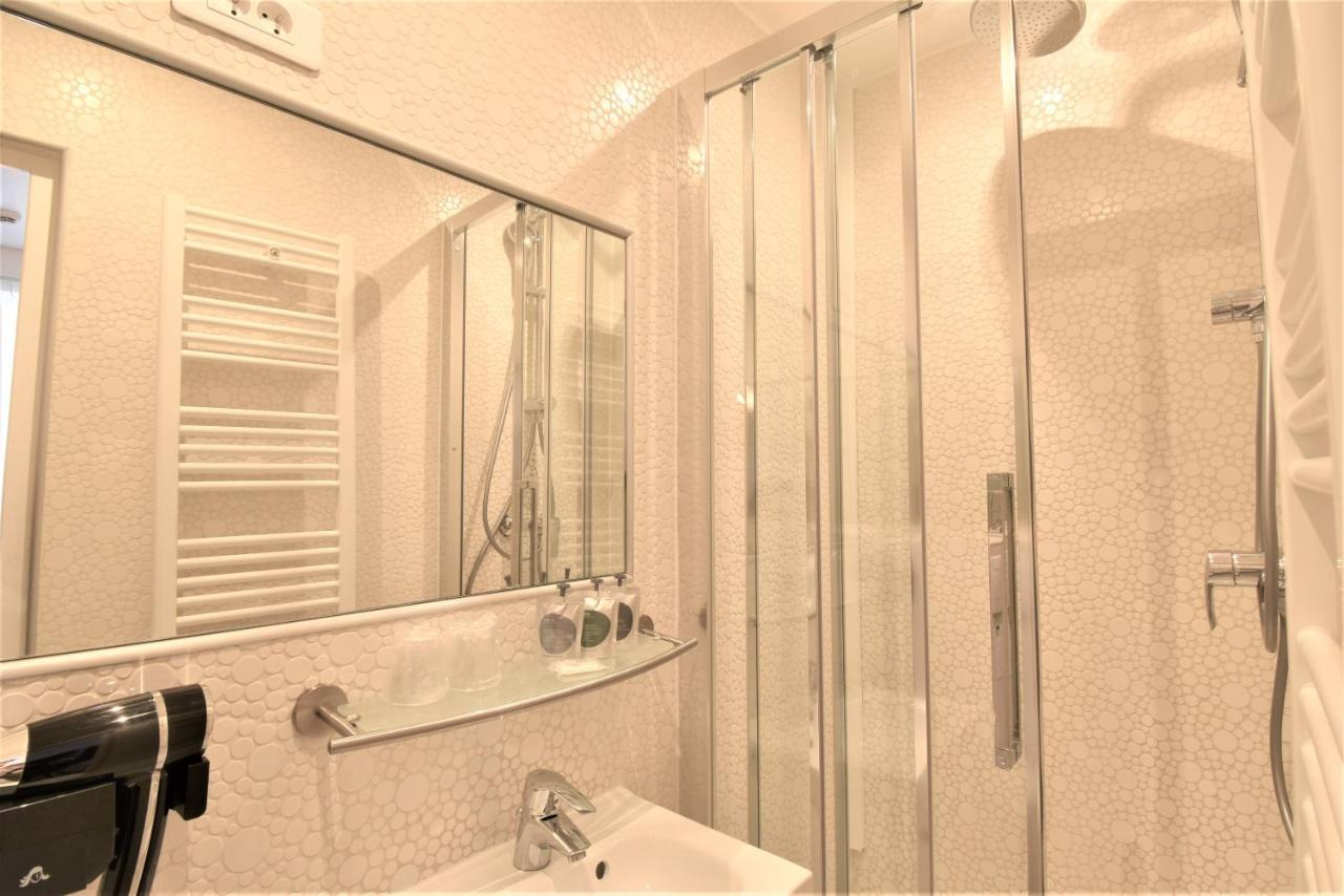 Small Double Room,1088625802:JPEG