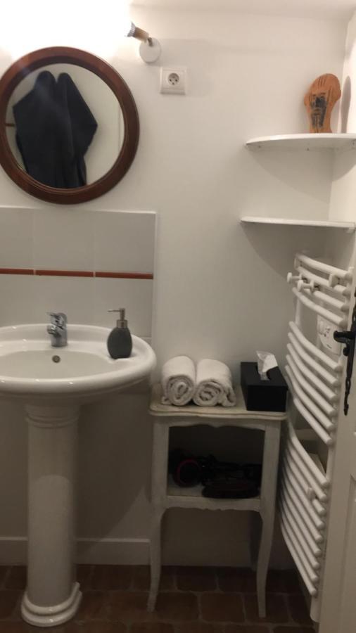Classic Double Room Shower