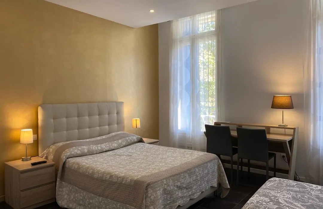 Kyriad Direct Beziers Centre-1