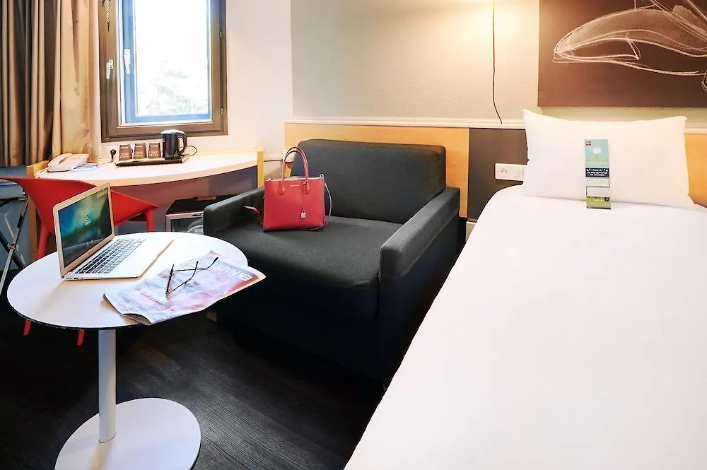 Ibis Lyon Gerland Musee Des Confluences-1