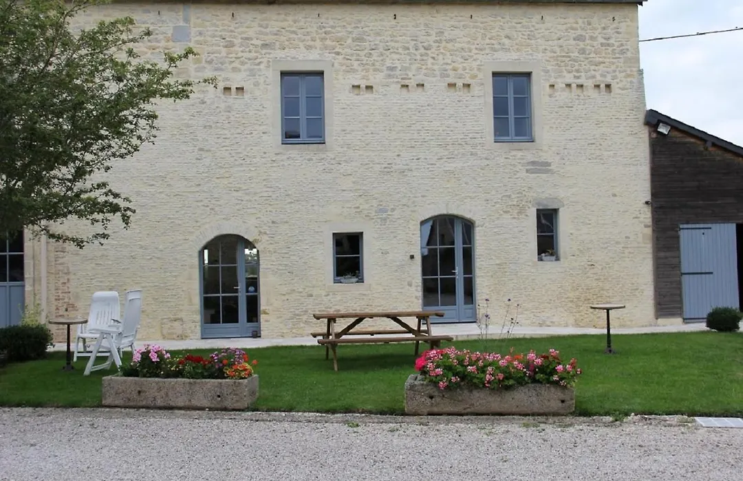 Chambres D'Hotes De Letanville-1