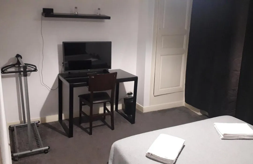 Chambres d'Hotes Centre Ville-1