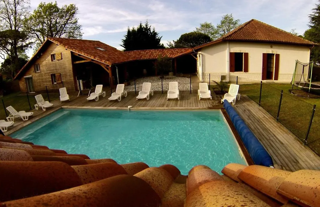 Ensemble de 3 villas avec piscine chauffée, esprit détente-1