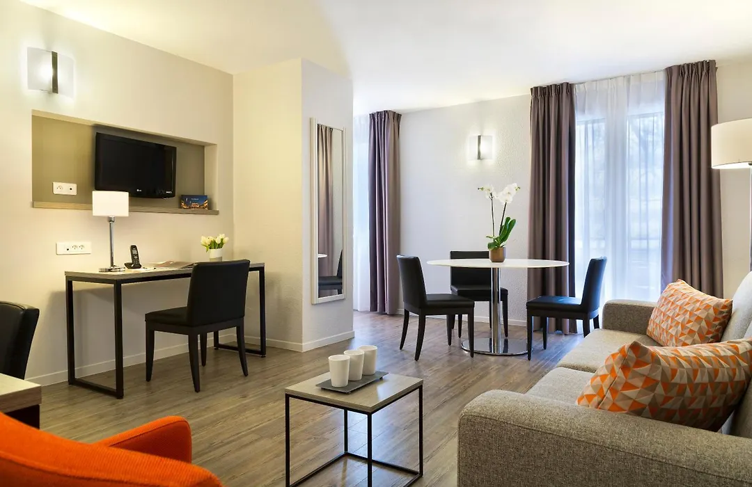 Citadines Antigone Montpellier-1