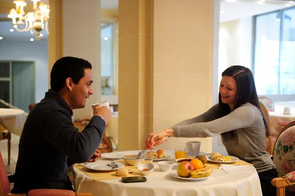 Le Grand Hotel-1