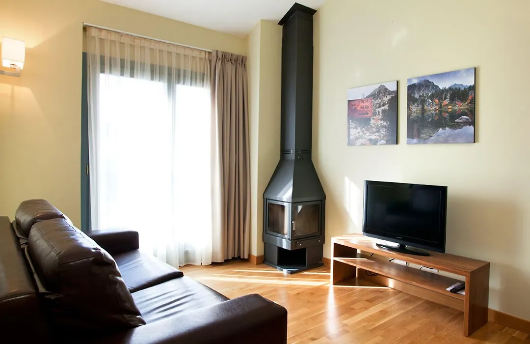 Appartements & Spa Cerdanya-1