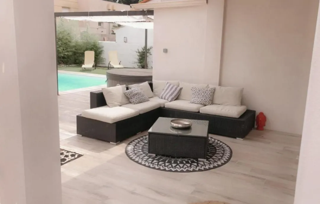 Magnifique Villa Avec Pool House Piscine Et Jacuzzi-1
