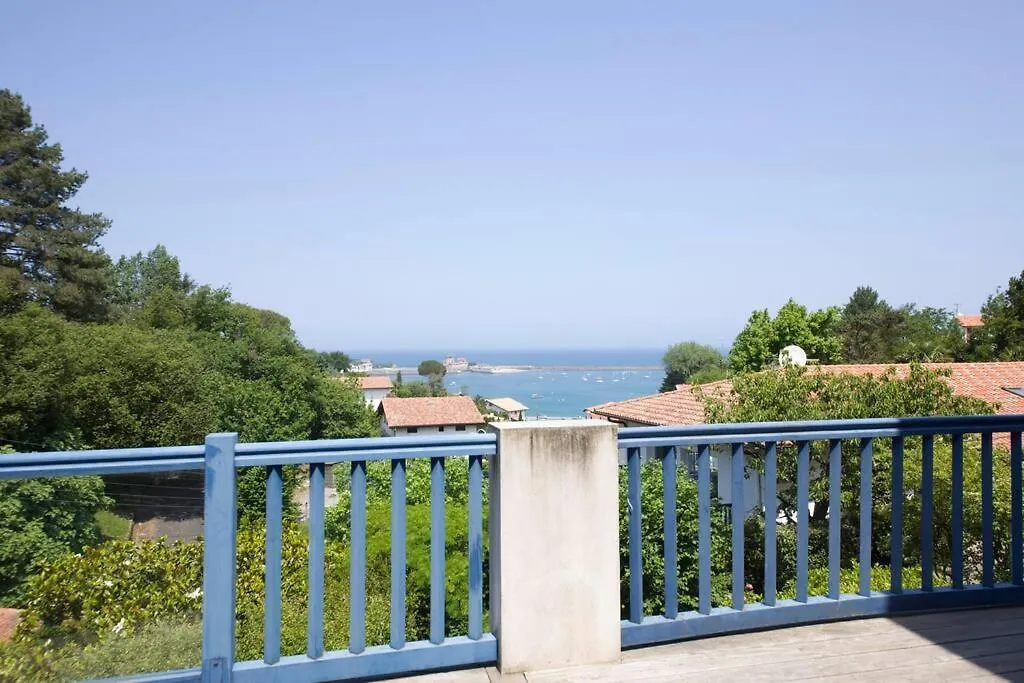 Le Cèdre Bleu-1
