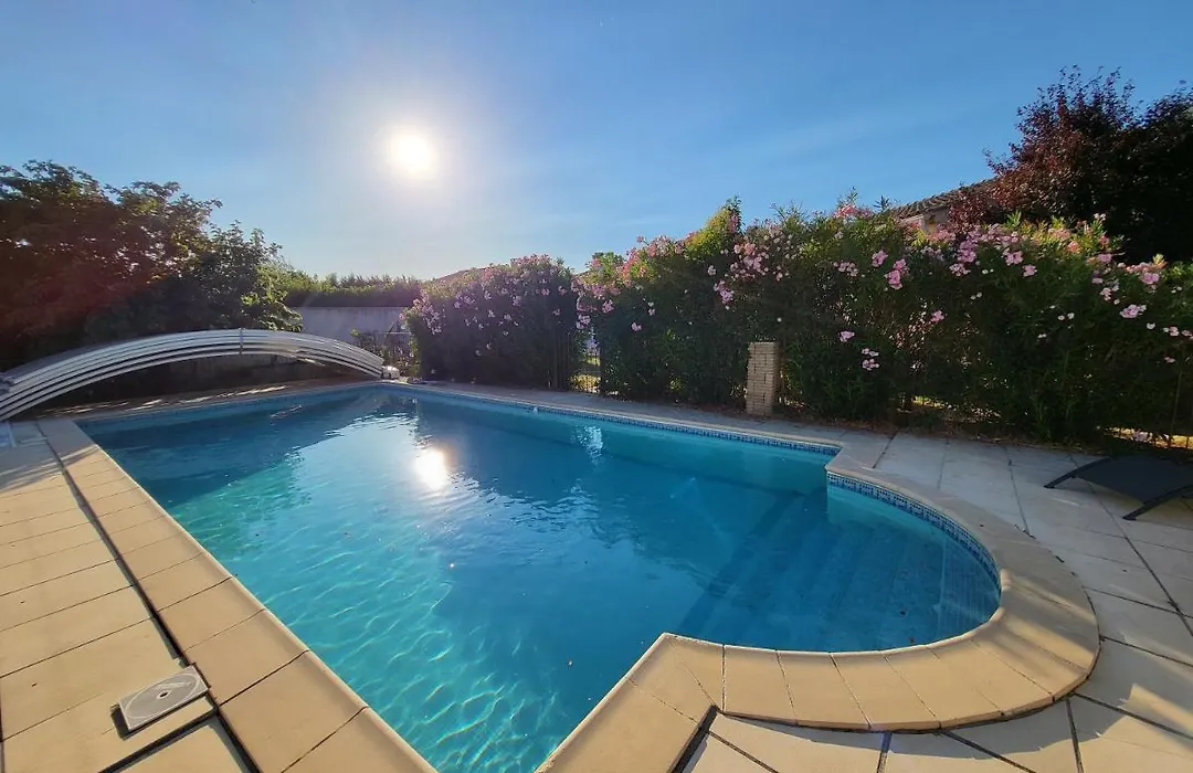 Gite Avec Piscine Lou Minestraue-1