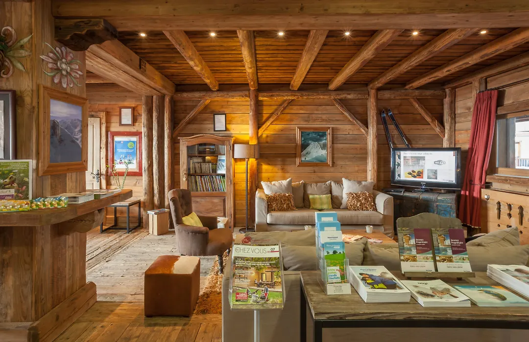 Residence Pierre & Vacances Premium L'Ecrin Des Neiges-1