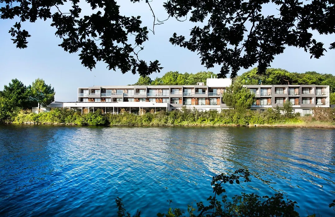Best Western Plus Hotel les Rives du Ter-1
