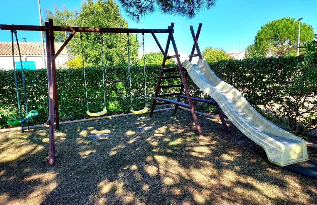 Maison Familiale Avec Piscine Chauffee-1