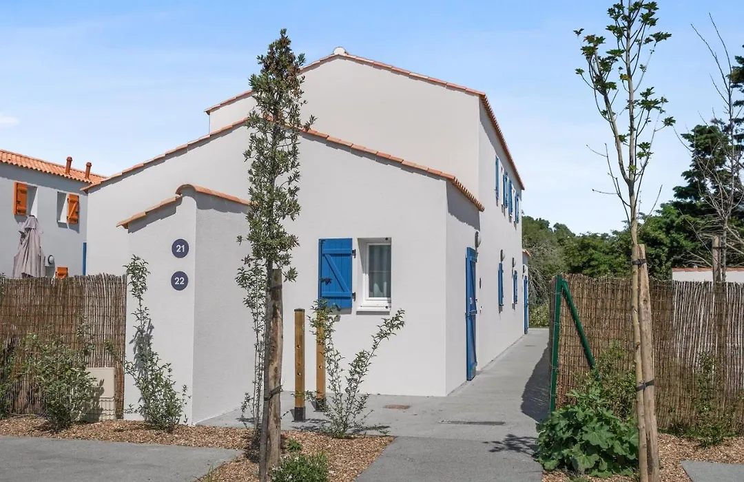 Pierre&Vacances Premium Les Villas d'Olonne-1