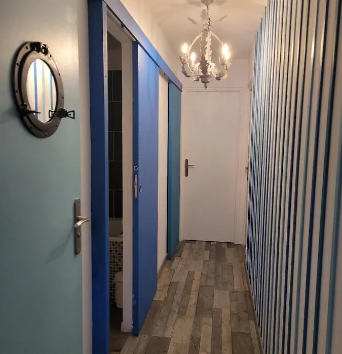 chambres côté plage, aperçu mer, côté plage et aéroport, climatisées et parking gratuit-1
