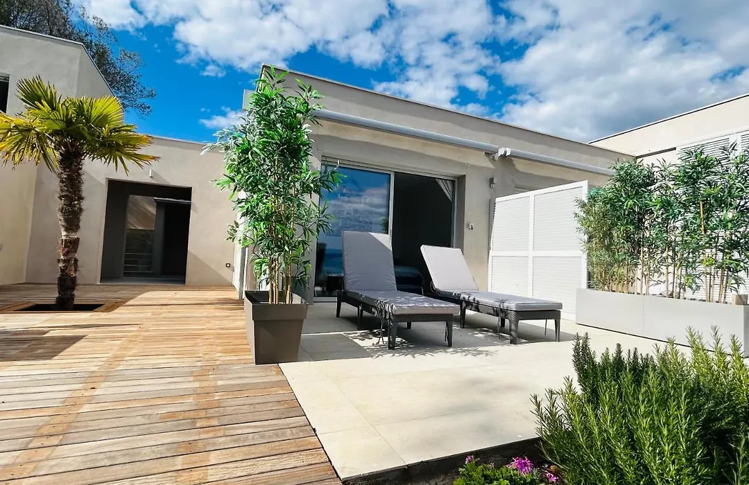 CASA LC chambre1 vue Mer Jacuzzi-1